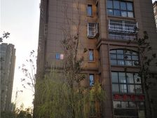 房东诚心出售,边户价格可谈,看房提前有密码