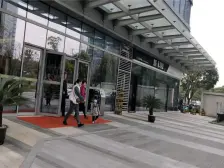 中高楼层,东南朝向,采光视野好,楼下地铁2号线