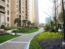 蔷薇国际六期 视野开阔 环境优美 户型方正