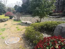 新上精装大三房,带地暖,小区就这一家,精装只住半年