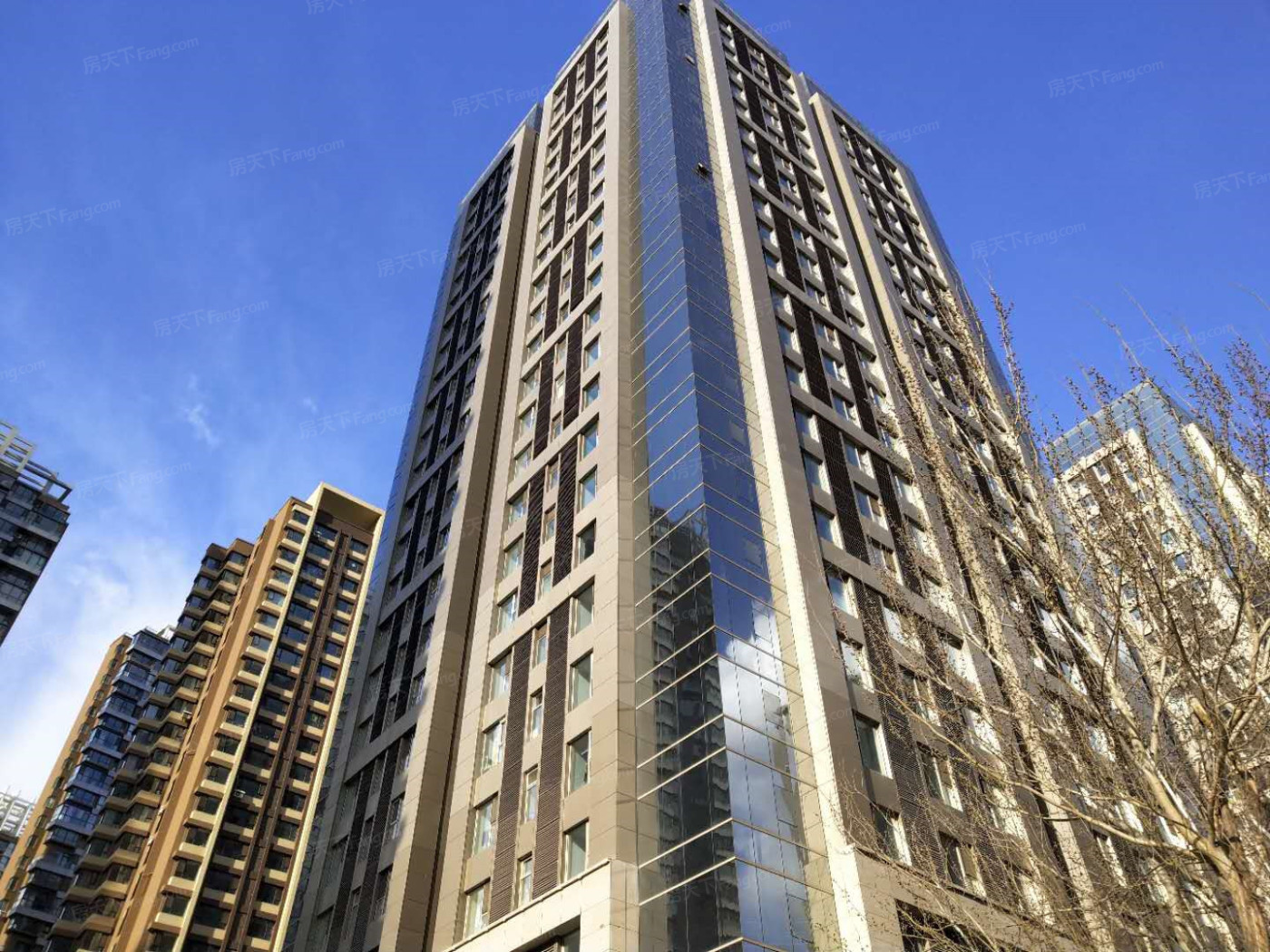 1/ 1 保利达大象-实拍-公寓东侧