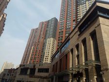 万象上东精装两室 中间楼层 看房方便