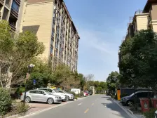 豪华装修复式洋房