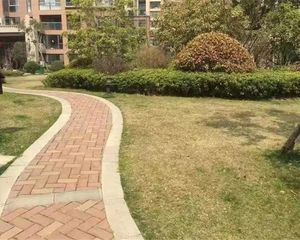 万达华府高档小区满5无大税三开间朝南精装有车位