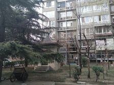 东高地万源南里南北通透两居室商品房