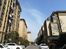 嘉定新城花园洋房,带16平花园,带60平地下室