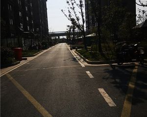 临江家园两梯两户长江畔毛坯任意装修房东诚心出售