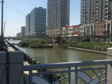 楼层好,视野开阔,地铁口,商场,出行方便