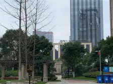 品质小区位置好 高楼层采光视野佳 小区难得全新纯毛坯