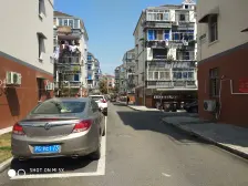 小两房,总价低,配套全,城区位置生活方便。