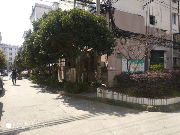 怡田小区实景图