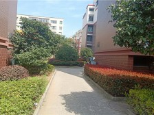 城南印象生活广场,带大露台,自住温馨装修,可直接入住