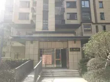 中奥湖景、毛坯没装修房东诚意出售。价格可谈