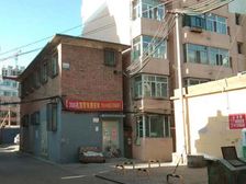 步梯二楼 价格可议 低首付 交通便利