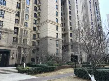 楼间距大 位置好 户型动静分离 近小区出口出行方便