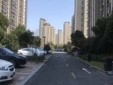 汇金路站500米,大三房,临河无遮挡,置换诚售