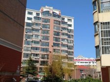 张村滨海明珠 多层四楼 东边户 房东精装