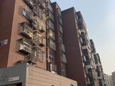 成熟社区 精装修 电梯房 带产权车位带地下室 随时签约