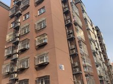 青春路六院 看房方便,看房有钥匙,电梯房,采光好