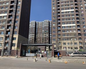 万科物业南北通透两居室中间楼层看房方便