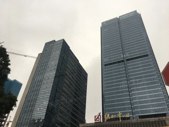 绿地中心公寓实景图