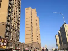 绿地泉景嘉园 大三室 带装修带车位地下室