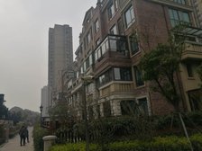 西上海君庭5室3厅南北