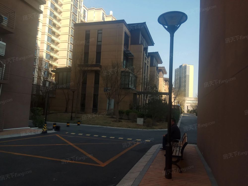 小区相关图