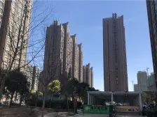 地铁口、万达旁、商品房带电梯一居室