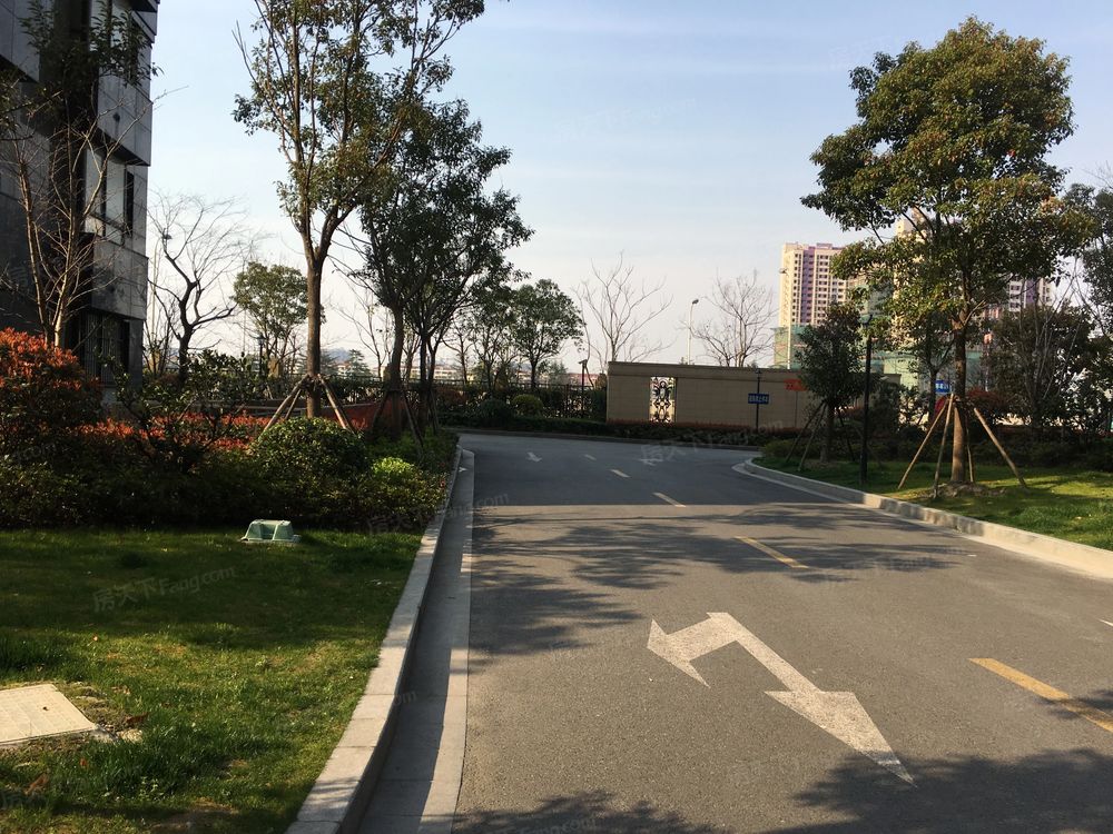 小区相关图