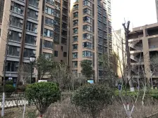 嵩山路长江路 三环内近公园 东南边户三房