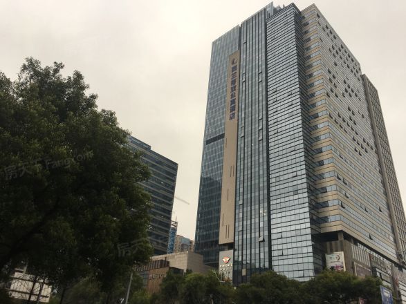 绿地中心公寓实景图
