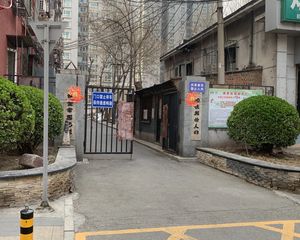 潘家园小区中楼层双南向精装修两居满五唯一
