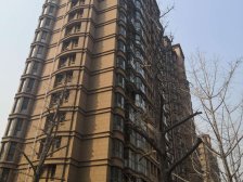 房主诚心出售 看房方便 前无遮挡