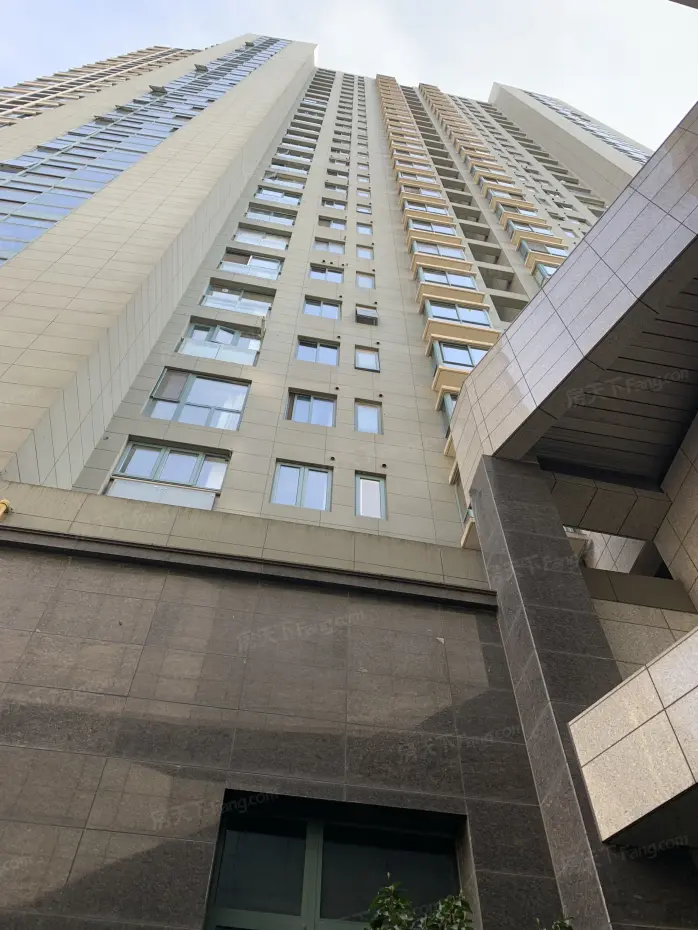 黄浦逸城