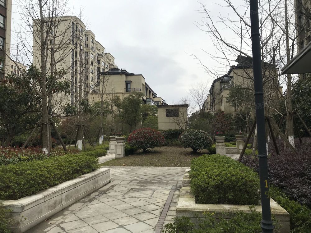 小区相关图