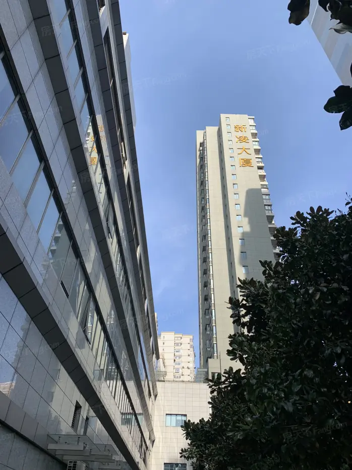黄浦逸城