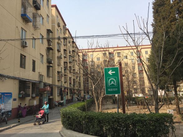 东安街头条15号院实景图