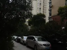 双轨出行方便,视野景观好,采光充足,配套设施齐全