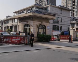 罗马象湖壹号别墅区 南北通透,采光好 视野好,诚心出售