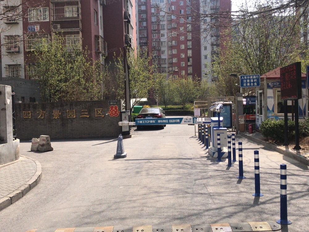 小区相关图