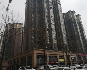 金辉悦府2室1厅东北