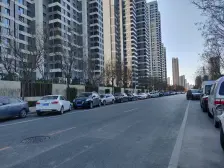 君临天下,一览纵山晓,得遇有缘人,顶峰相见!