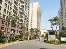 奉贤新城+万科新上三房+产权子母车位+地铁+新华医院!