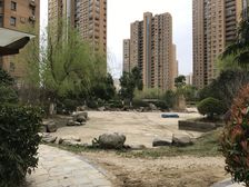 大四房户型,户型方正,业主诚心出售看房方便
