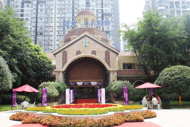 蓝光圣菲悦城实景图