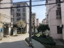 环境优美,交通便利,居家装修,诚意出售