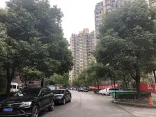 房子近地铁,南北通透,得房率高