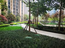 龙湖时代天街 3室2厅 东南