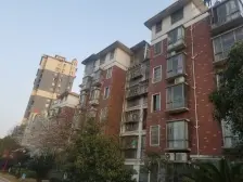 平安象湖风情 南北通透,采光好 视野好,诚心出售